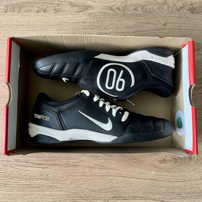 Nike T90III Sneaker Neu Größe UK7,5 Schwarz/Creme