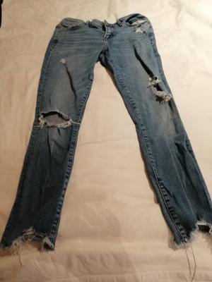 Abercrombie & Fitch Damen Super Skinny Ankle Mid Rise Jeans in Blau Gr. 26