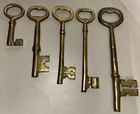 5 (Five) Vintage Brass Keys 6" Inch to 3" Skeleton 6 Inch. For various locks — photo 4
