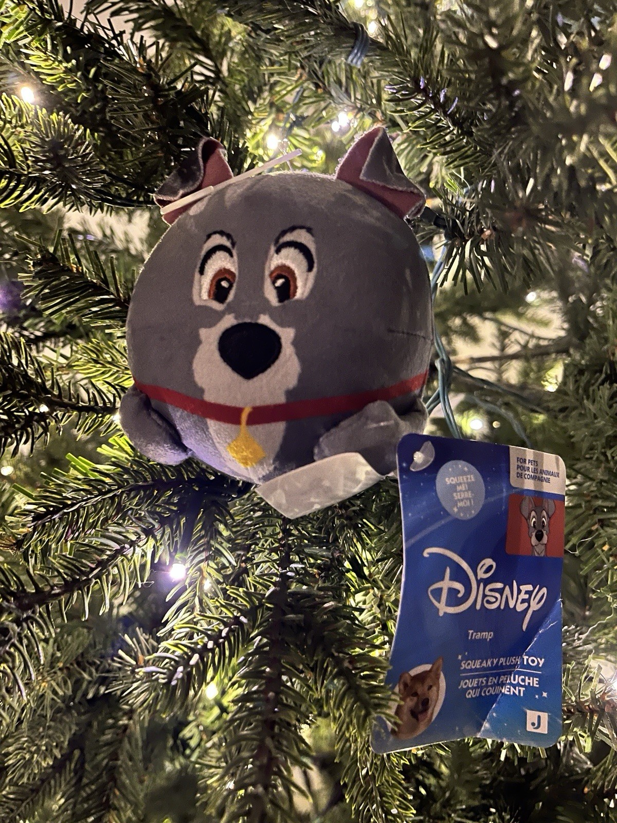 NEW  Disney DOG  TOY Crinkle Squeak Fun Disney Tramp