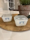 VTG Pyrex Blue & White Snowflake Garland 501B refrigerator Mates Lot Of 2 w/lids