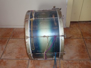 Vintage BroadKaster Gretsch Bass Drum 14x26 Round Badge
