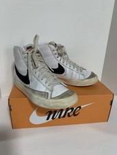 Nike Blazer Mid 77 Women s 7.5 White Black Leather Sneakers 312