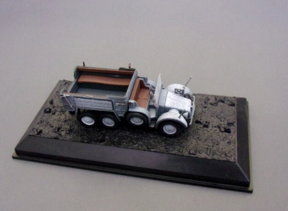 Kfz. 70 Krupp Protze 1:72 Diecast Amercom - Image 2 of 2