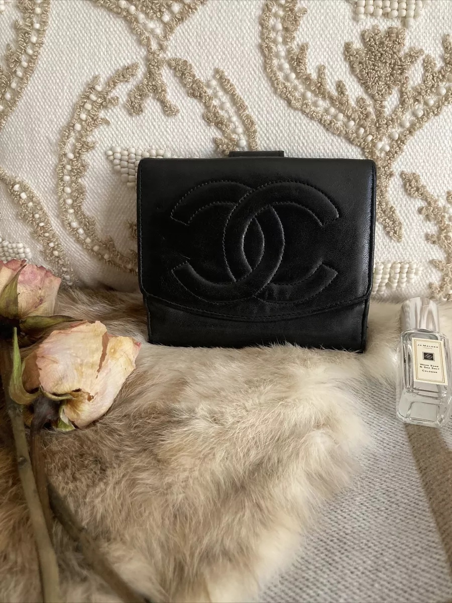 CHANEL CC Classic Small Flap Leather Compact Wallet Black