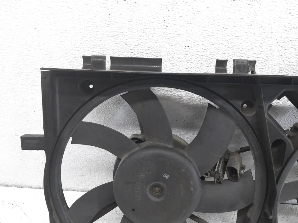 2010-2011 Saab 9-5 радиатор двойной охлаждения вентилятор двигателя и плащаницы - 13241739 - Изображение 2 из 4