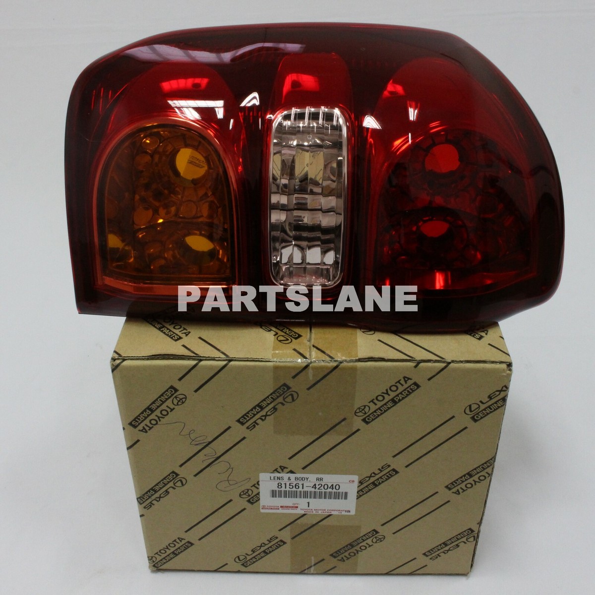 Toyota Rav4 ACA20 OEM Rear Left Combination Lamp Lens & Body 81561