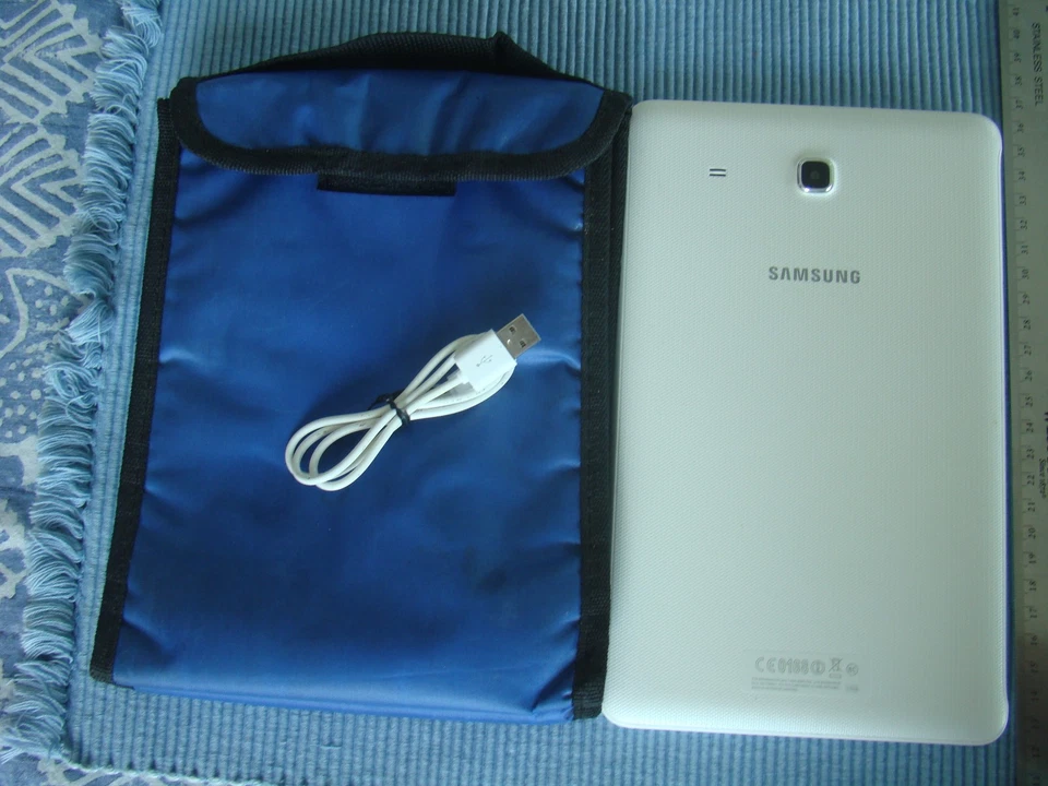 Galaxy Tab E 16 Gb Tablet - Image 2 of 4