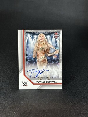 2025 Topps Industry Conference WWE Tiffany Stratton ON CARD Auto Autograph
