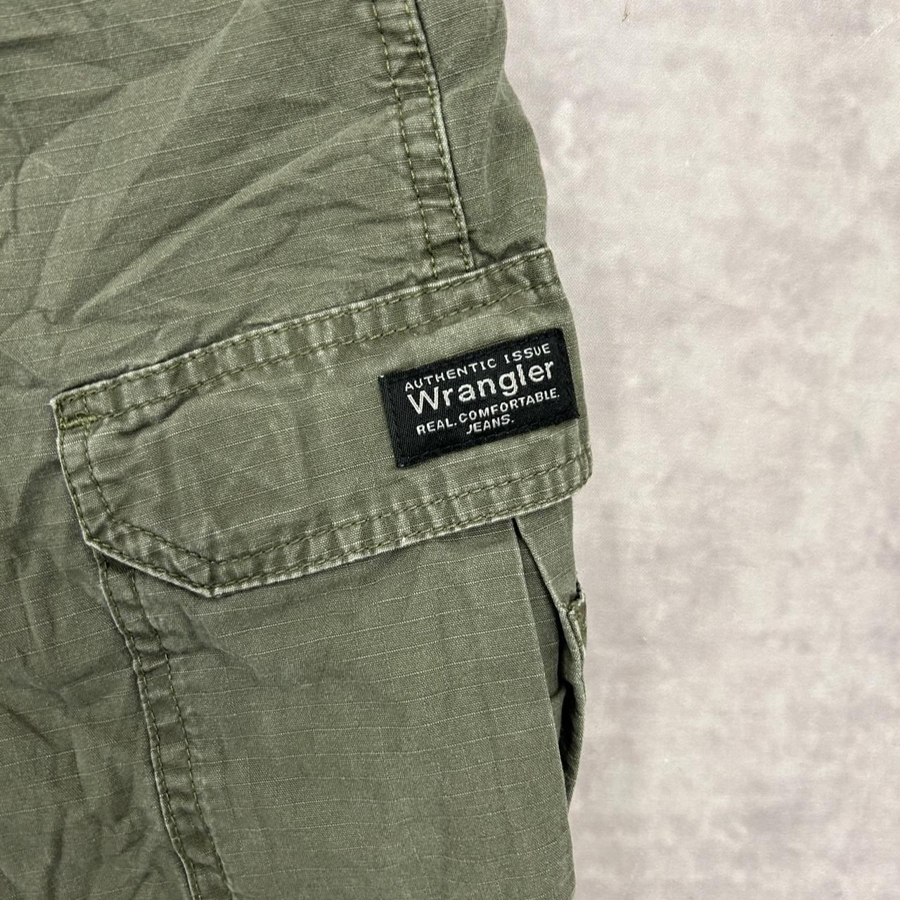 Wrangler Shorts cargo shorts Men's 40 thumbnail 3