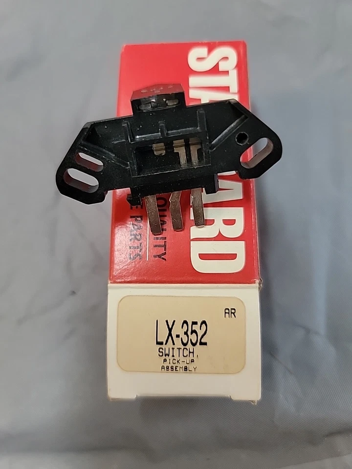 STANDARD LX-352 SWITCH PICKUP ASSEMBLY - Image 2 of 3