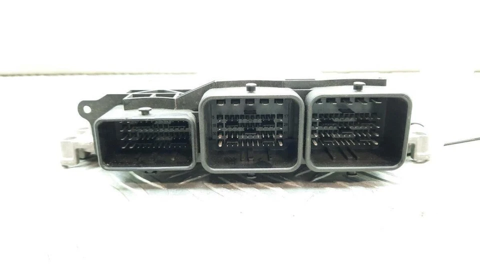 2012 FORD FIESTA MK7 1.6L MOTOR DIESEL ECU BV21-12A650-UA - Imagem 3 de 4