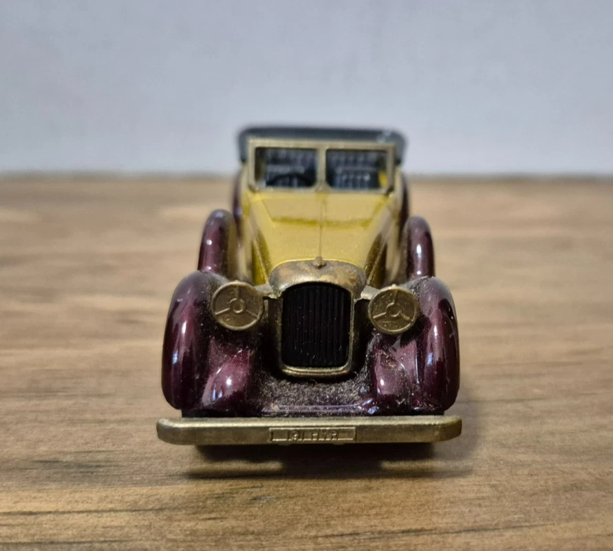 Y 11 1938 Lagonda Drophead Coupe Models of Yesteryear Matchbox - Bild 2 von 4