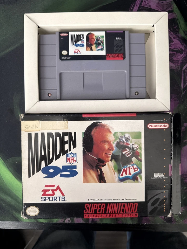 В коробке NFL SNES игры NFL QB CLUB 96 и MADDEN 95 Super Nintendo - Изображение 3 из 3