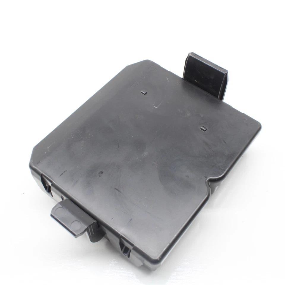 Módulo de control de puerta trasera eléctrica Cadillac SRX 2010-2015 OEM 20930665 Foto 3 de 4