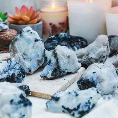 3Pcs Natural Raw Rough Moonstone Pocket Rocks Energy Crystal Mineral Specimens