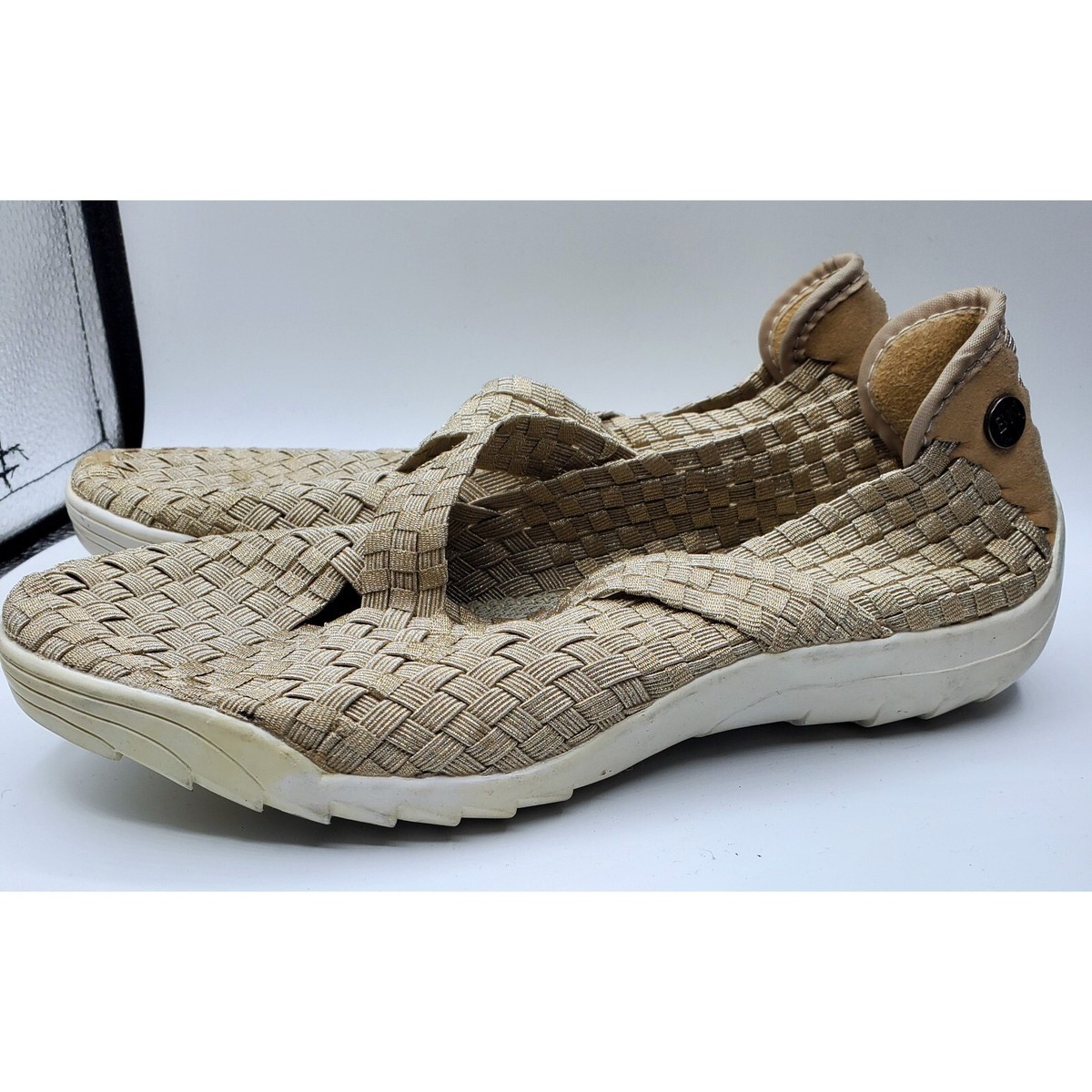 Bernie Mev Womens Rigged Becca Mary Jane Shoes Light Gold, 39