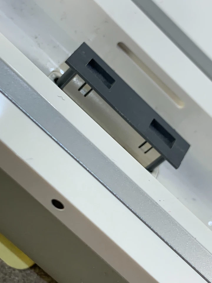 Base de alimentación Belkin para iPod F8Z065-RX Foto 4 de 4