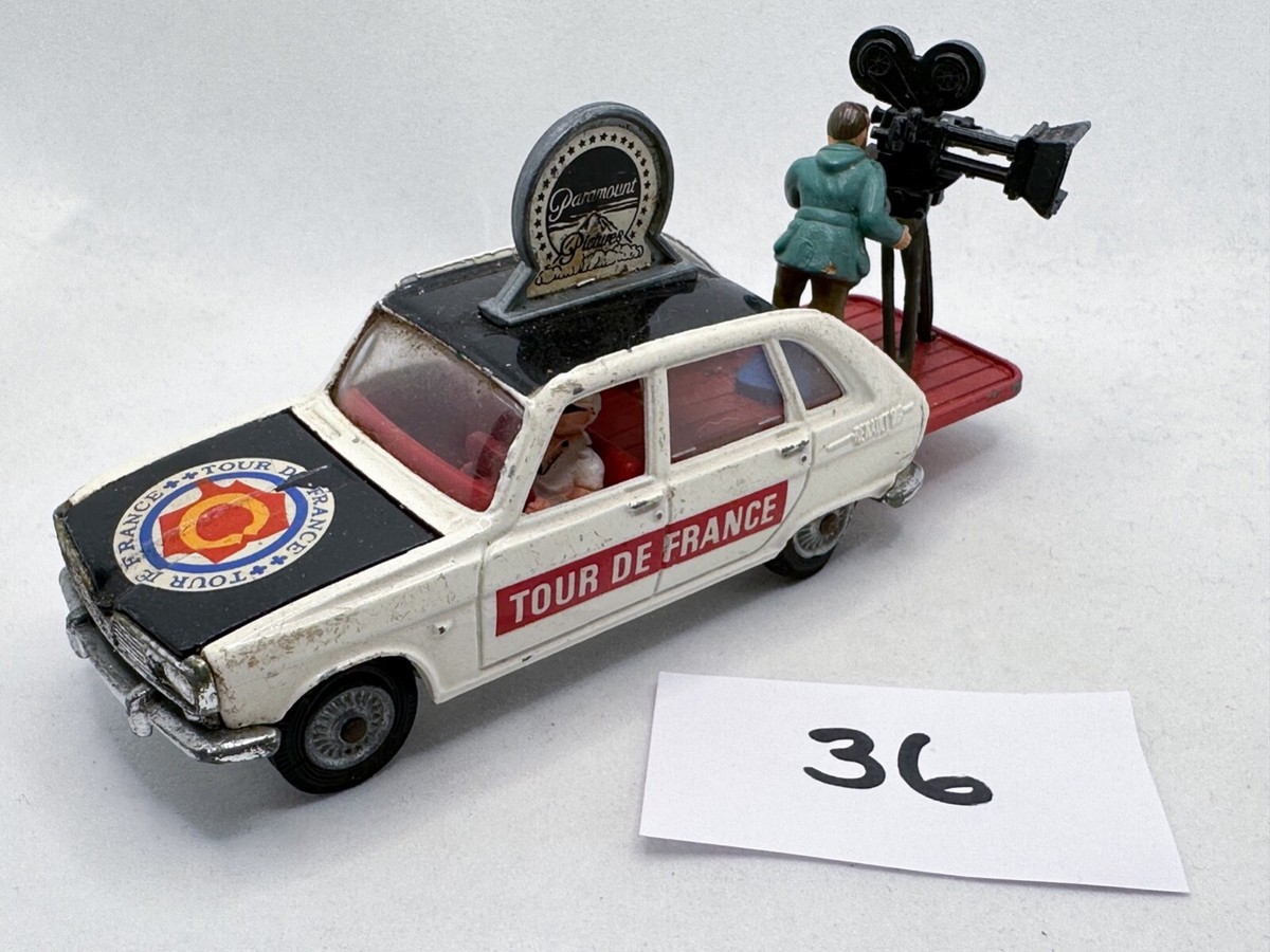【中古】CORGI TOYS RENAULT 16 TOUR DE FRANCE Diecast Corgi Toys RENAULT 16 Paramount Pictures Tour De