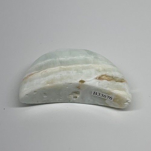 107.5g, 2.8"x1.5"x0.9", Caribbean Calcite Moon Crescent Gemstone, B33676 - Picture 9 of 12