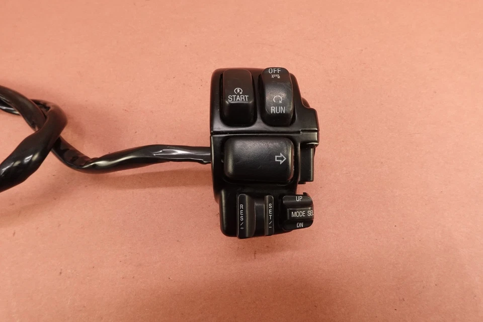 2000-2006 Harley Davidson FLTRI Road Glide RIGHT HEADLIGHT BAR SWITCH - Image 2 of 4