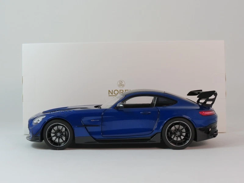1 18 Norev Mercedes-Benz AMG Gt Série Noire Bleu Métallisé 2021 183908