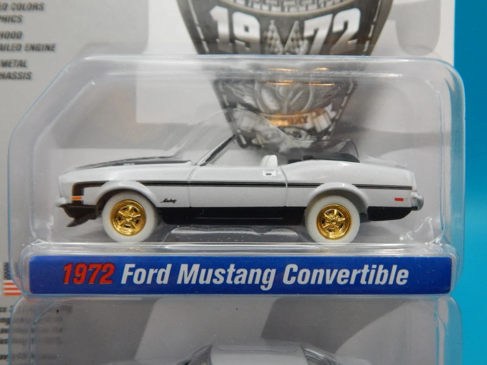 JOHNNY LIGHTNING WHITE LIGHTNING CHASE CLASS OF 1972 MUSTANG & CHEVELLE 2 PACK A - Image 3 of 3