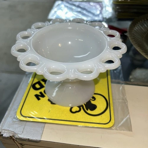 Vintage Anchor Hocking LACE EDGE Milk Glass Compote Pedestal Dish 5" BOWL