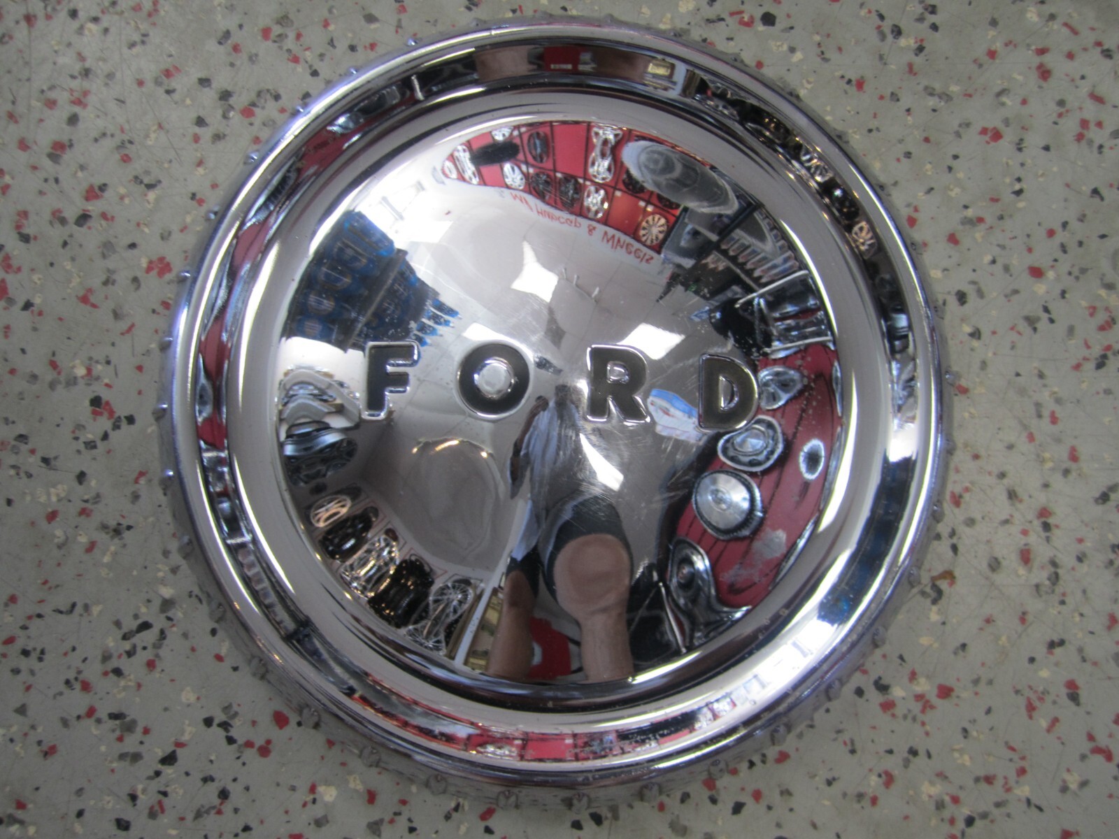 Set(4) Rare Vintage Ford 1960's Dog Dish Poverty Hubcaps No Numbers On