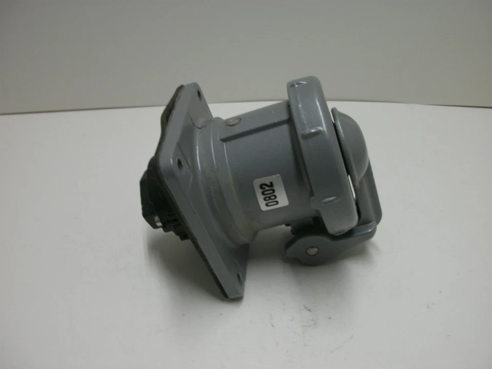 HUBBELL HBL430RS1W PIN AND SLEEVE RECEPTACLE 30A 600V S1 3P4W - Image 4 of 4
