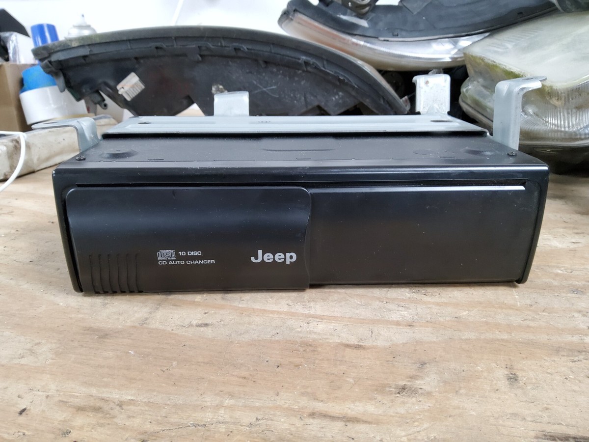 CDチェンジャー 2002-2004 Jeep Grand Cherokee WJ Factory 10 Disc CD Auto Changer