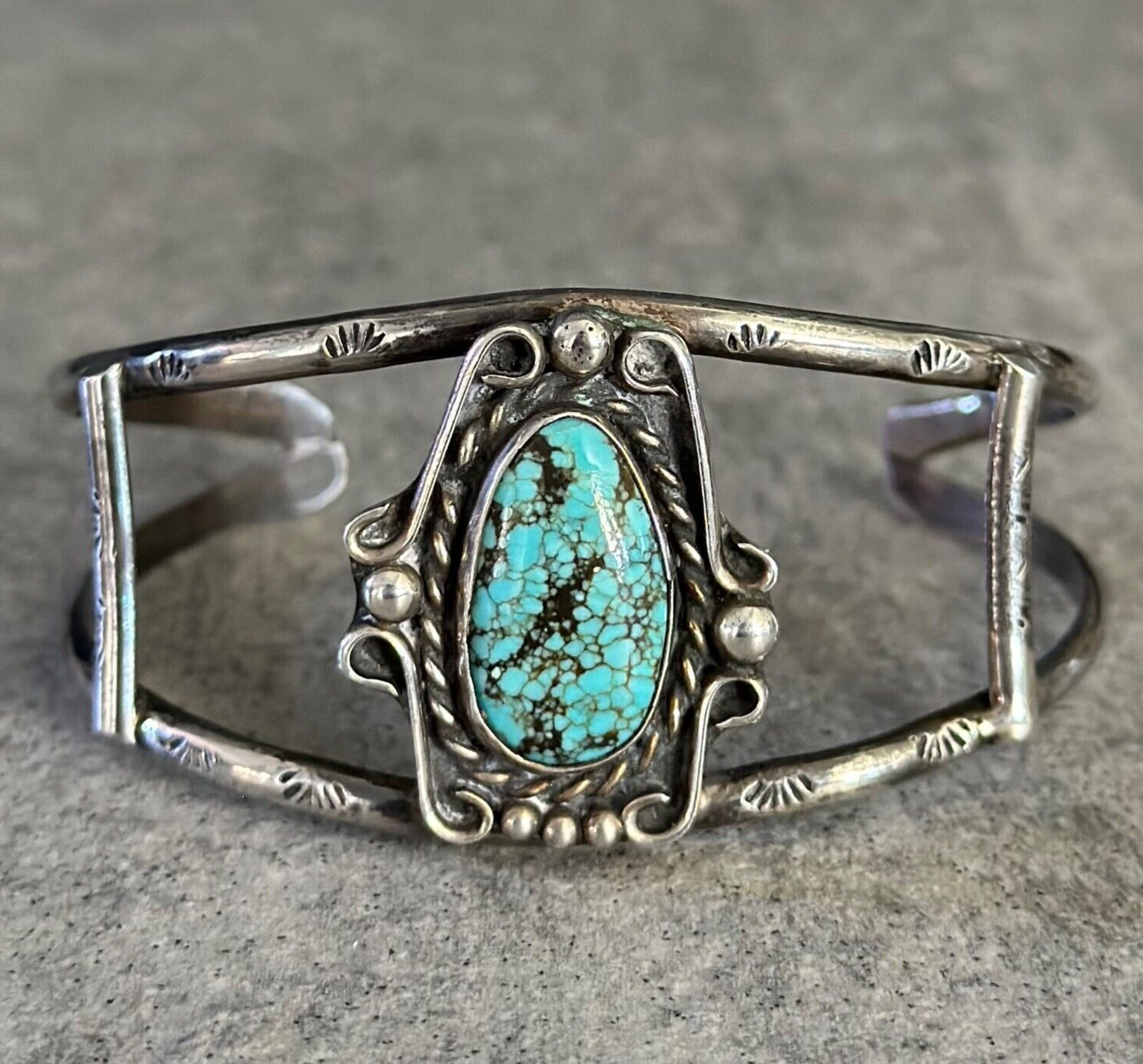 Rare Vintage Native American Navajo Aqua Turquoise Sterling Silver Bracelet Old Rare Vintage Native American Navajo Aqua Turquoise Sterling Silver Bracelet Old