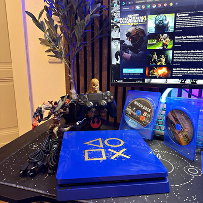 PS4 Limited Edition  Days of Play  (Blau/Gold) + 1 Controller (4spiele)