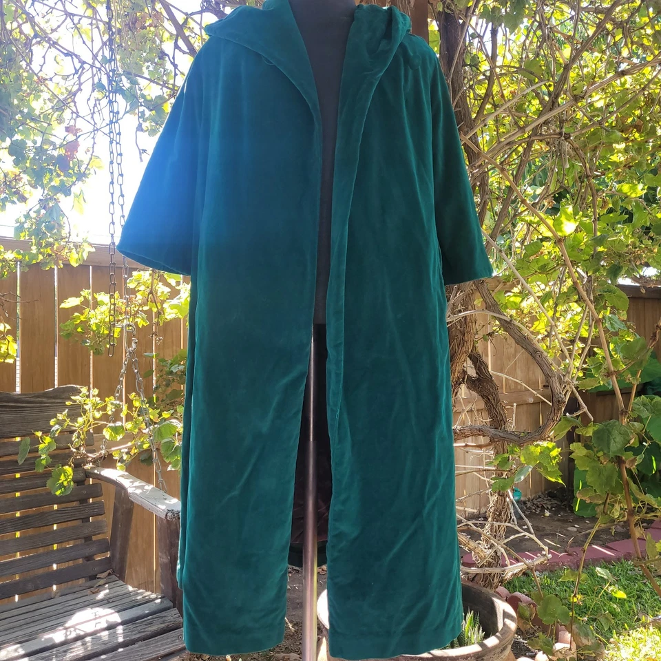 Abrigo Columpio Ópera Con Capucha Terciopelo Verde Oscuro Neusteter Años 40 De Colección Sin Etiqueta de Talla Foto 3 de 4