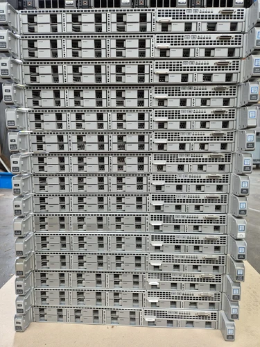 LOT OF 80X CISCO servers UCSC C240 M4 + Cisco Cisco UCS C220 M4 / NO RAM STORAGE