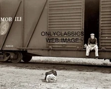 1939 "Riding the Rails"RAILROAD TRAIN 8x10 PHOTO Calipatria, Imperial Valley, Ca