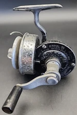 Vintage Bache Brown Mastereel Model 2B Spinning Fishing Reel
