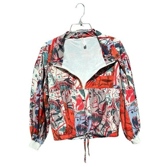 🌻 Chaqueta cortavientos floral de práctica diaria Anthropologie para mujer talla XS. Foto 4 de 4