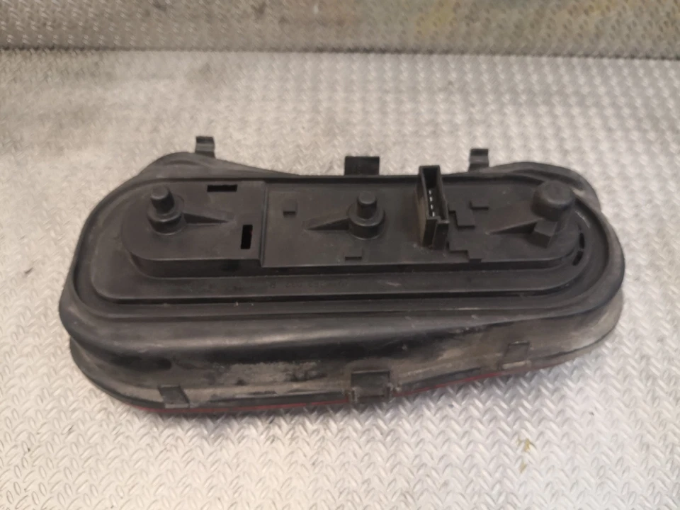 Smart City Coupe 450 Fari Posteriori Destro - Imagem 3 de 4