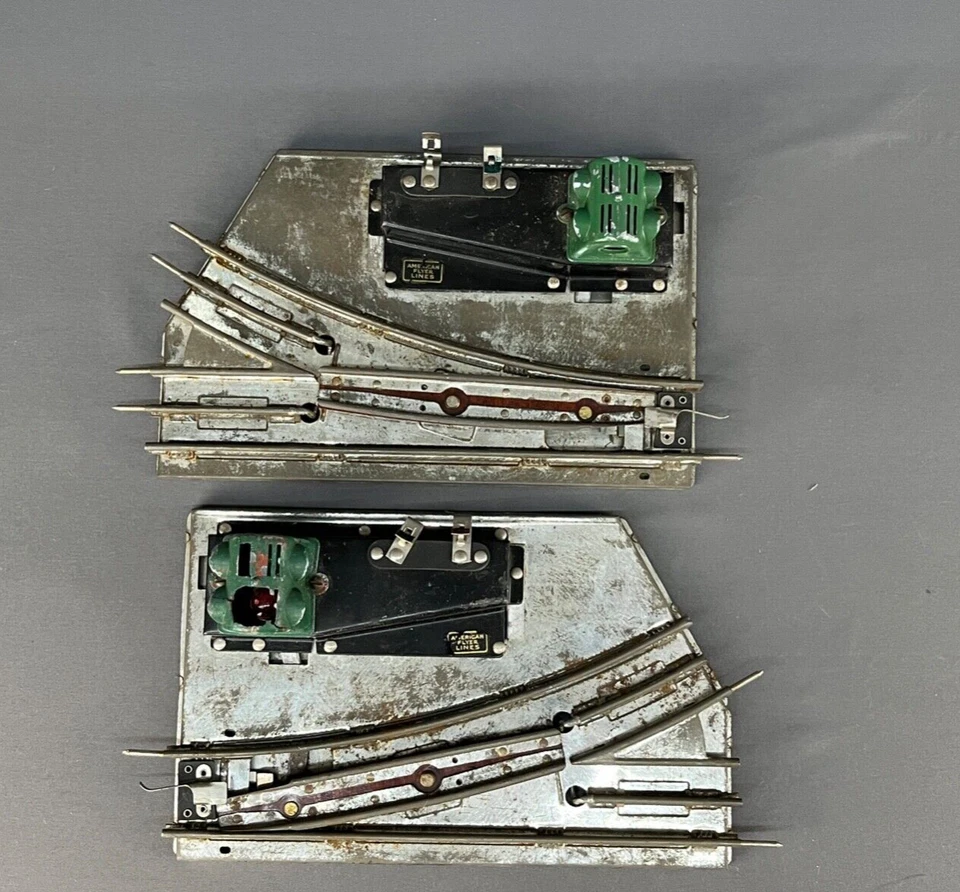6 Pre War American Flyer Lines  Switch Tracks w/ Red Green Covered Lights - Image 4 of 4