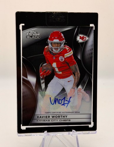 2025 Topps Chrome Black Xavier Worthy #AU-XWO Chrome Black Autograph Chiefs Auto