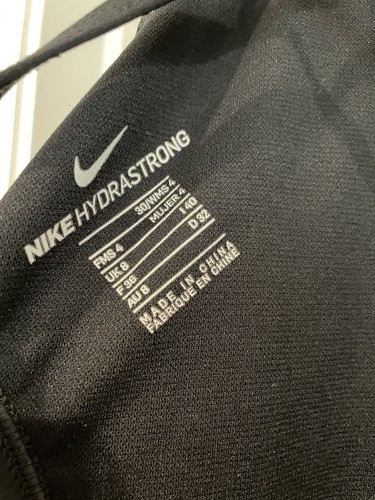 Nike woman’s Hydrastrong solid cut out tank one piece swimsuit bathing suit 4 30 - Picture 4 of 8
