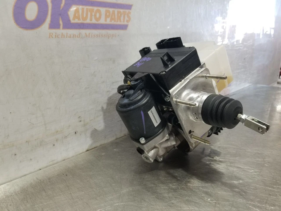 06 2006 LEXUS LX470 4,7 L ABS ACTUADOR DE FRENO ANTIBLOQUEO Y CONJUNTO DE BOMBA  Foto 3 de 4