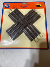 LIONEL 6-65020 O-27 90* CROSSOVER TRACK . NEW OLD STOCK.