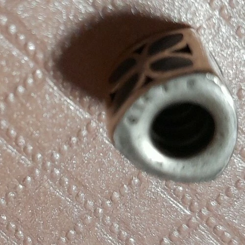 Pandora Blu Petali Fiore Ciondolo Smaltato 790437EN01 fuori produzione  - Immagine 3 di 3