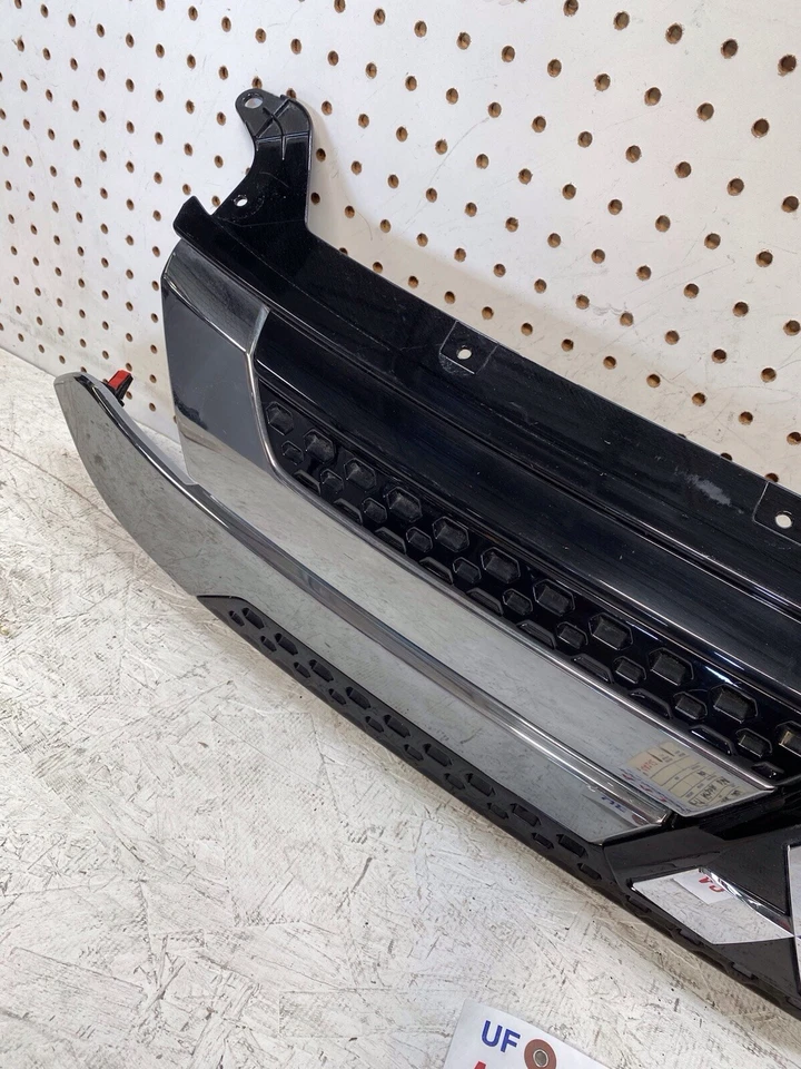 Mitsubishi Outlander 2016 2017 2018 2019 2020 parrilla superior OEM 7450B308 Foto 4 de 4