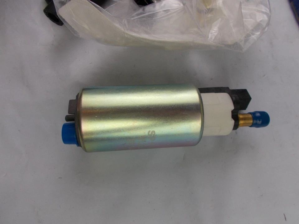 Juego de bomba de combustible y filtro CARQUEST E2496000 se adapta a; Ford Explorer 2002-2003 Foto 2 de 4