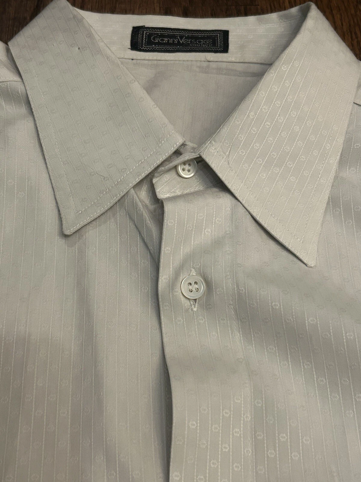 Camicia elegante uomo vintage Gianni Versace Couture seta taglia 52 2XL US bianco grigio