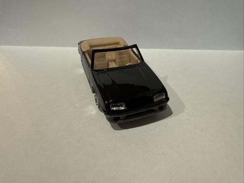 Zylmex/motormax 87 Mustang Convertible Black With Tan Interior D105 - Picture 3 of 9