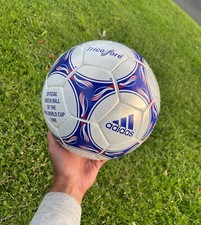 Coppa del Mondo tricolore 1998 Francia Adidas matchball calcio taglia 5 rappresentante ufficiale